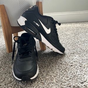 Nike Black leather air max